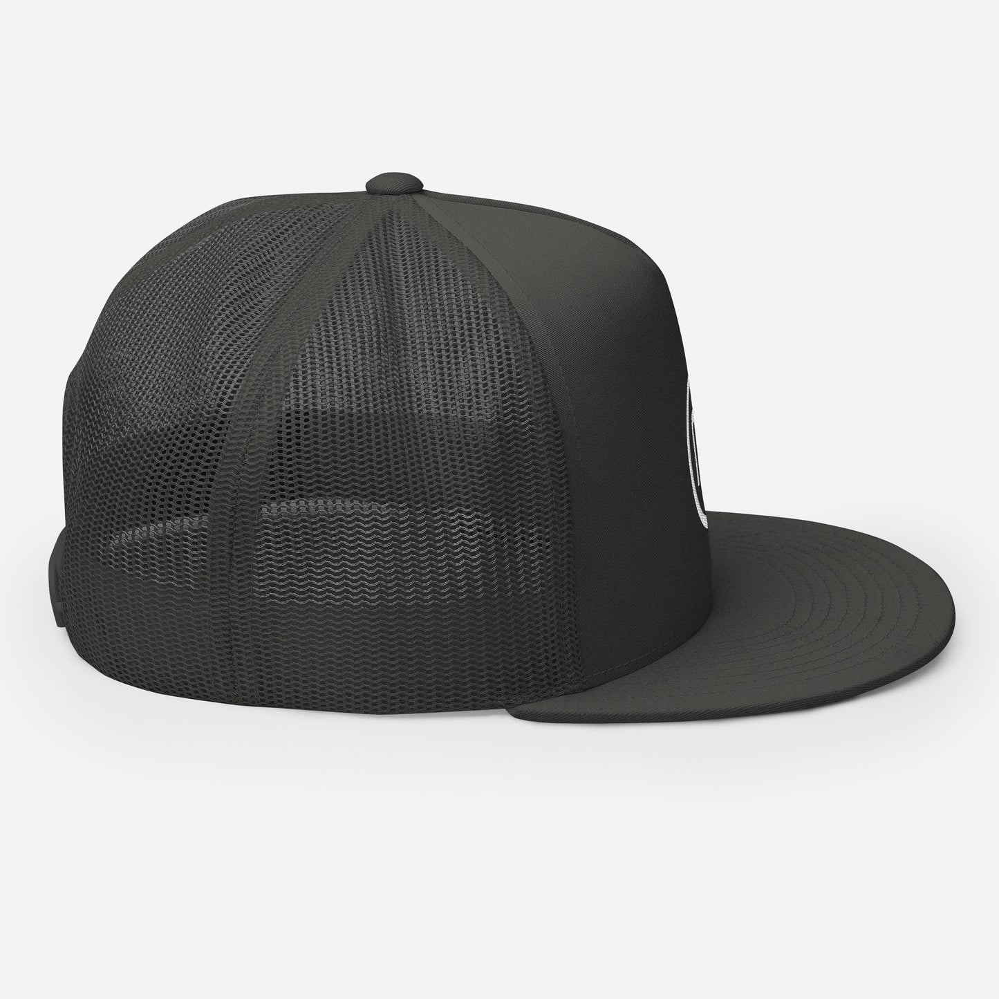 MAGNETIC Logo Trucker Hat